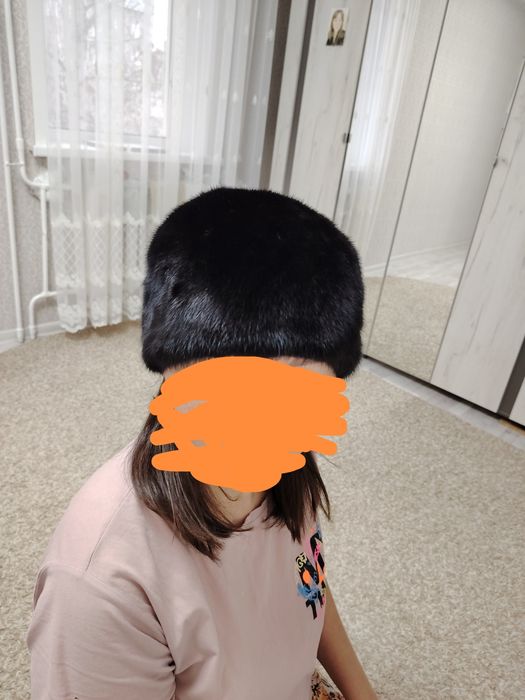 Продам норковую женскую шапку