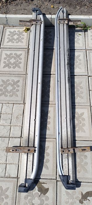 Подножки (пороги) для авто