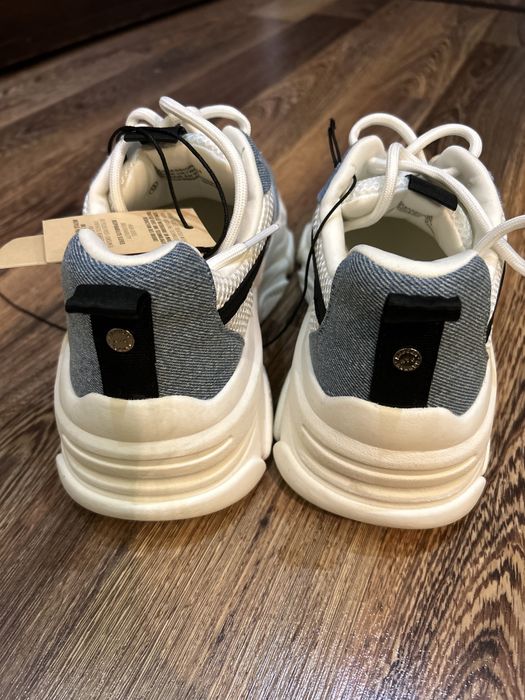 Текстильные кроссовки новые