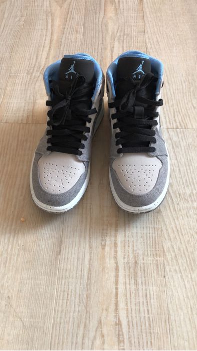 Кроссовки Air Jordan 1