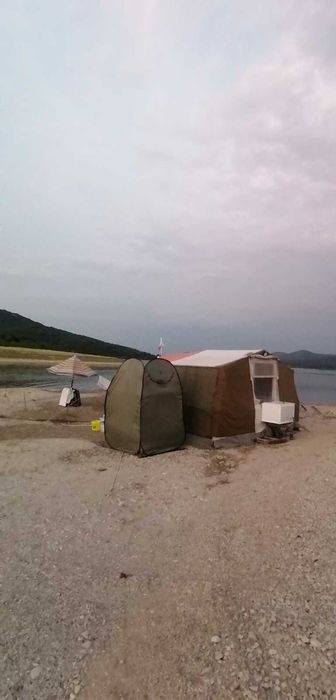 Палатки туристическа тип ремарке