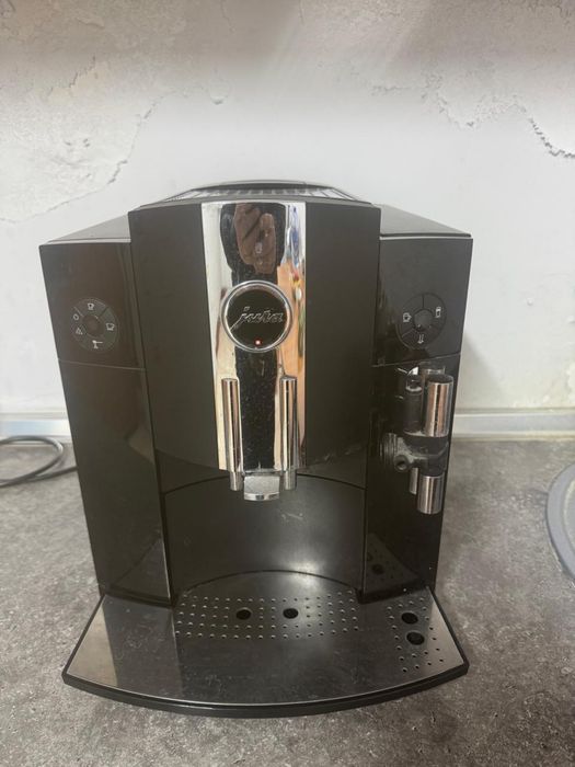 Кофемашина - Jura Impressa C9 avantgarde