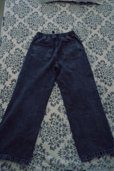 Продам новые джинсы