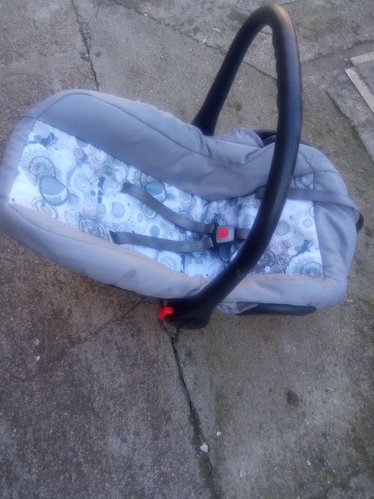 Детска кошница и люлка