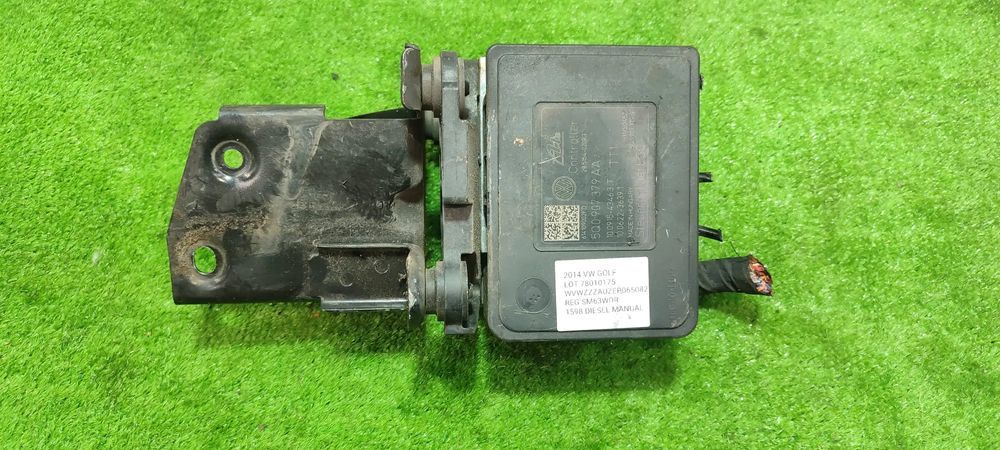 POMPA ABS VOLKSWAGEN GOLF 7 HATCHBACK 2014 / 2012-2017 / COD OEM 5Q0907379AA / 5Q0614517T / COD ATE 10.0915-4346.3 / 10.0220-0373.4 (4I1)