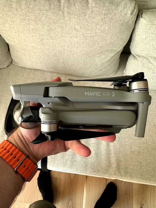 DJI Mavic Air 2 Fly More Combo – stare impecabilă, 3 baterii, ore reduse