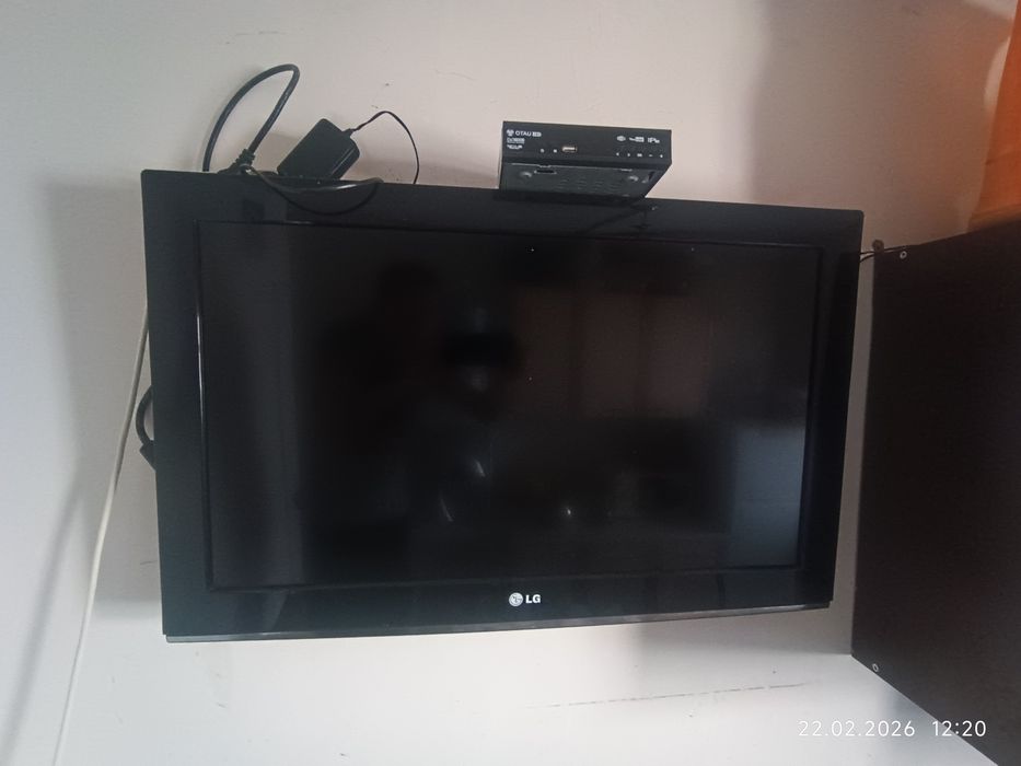 Продам телевизор