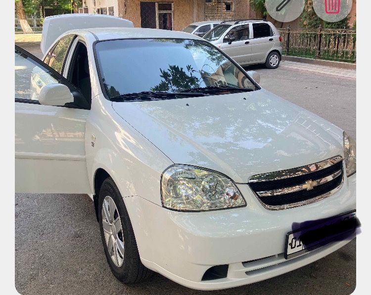Chevrolet Lacetti 2010 sotaman