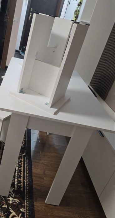 Стол со стулями