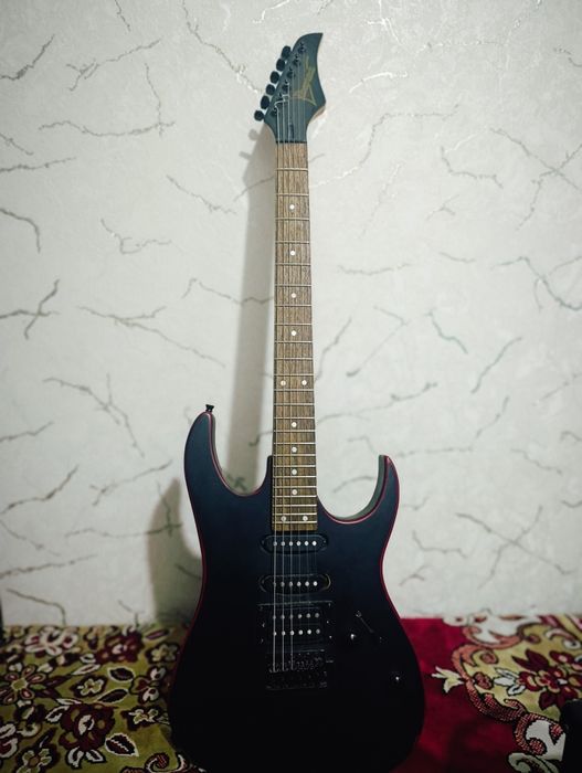Ibanez Электро гитара
