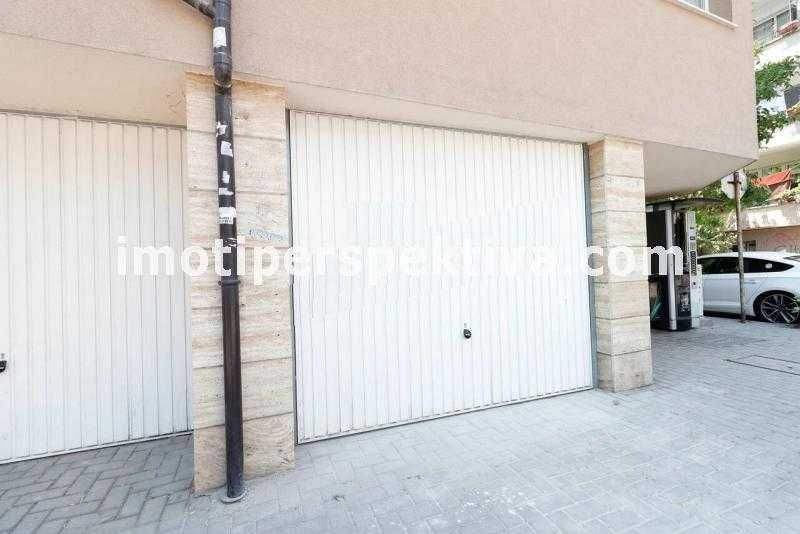 Продава се Тристаен апартамент в Пловдив, Център - 90 кв.м за 1888 €/кв.м - Снимка #6