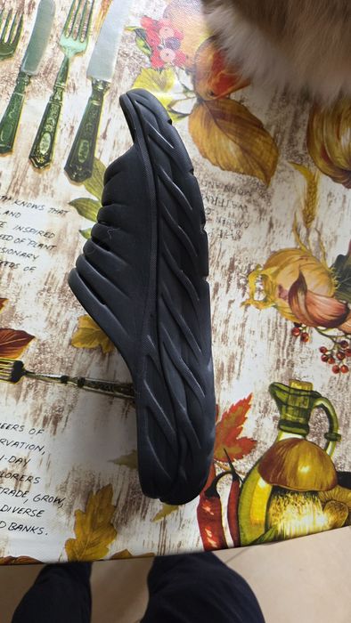 Чехли ,джапанки Hoka