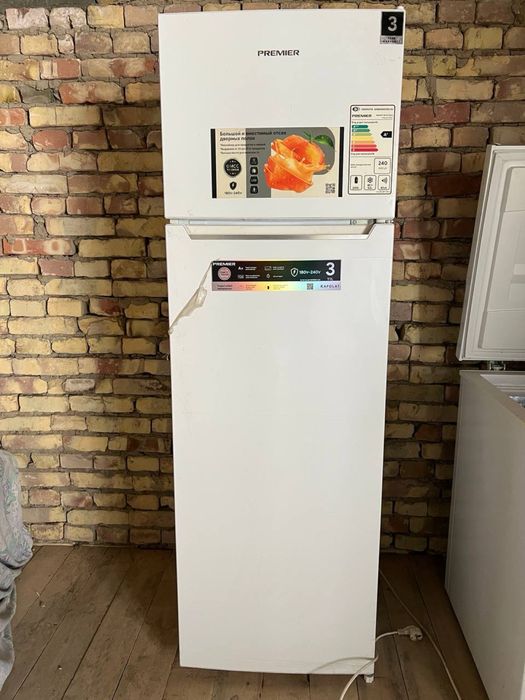 Xolodilniklar sotiladi.