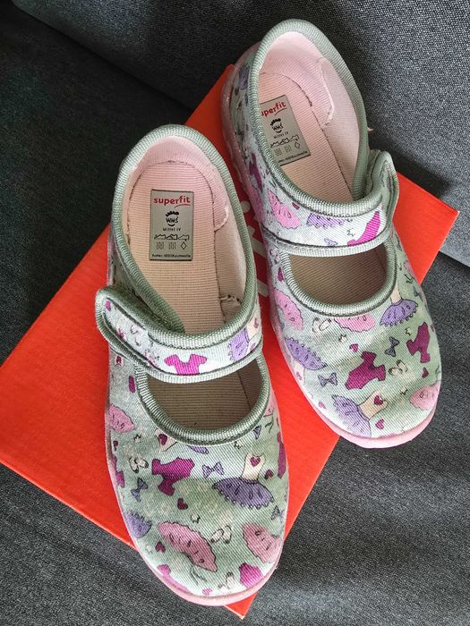 Пантофи за момиче SuperFit 28н.