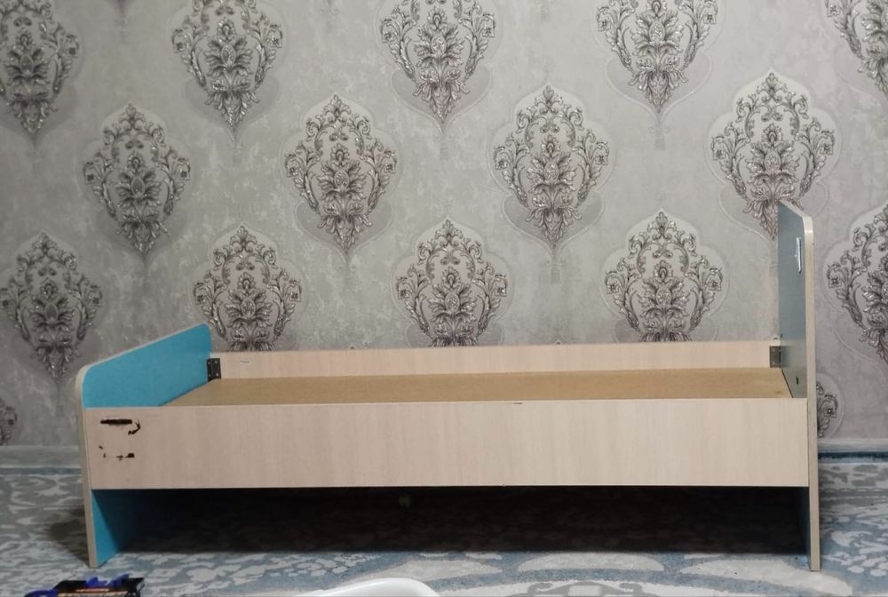 Детский кровать