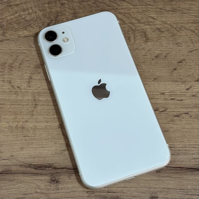 iPhone 11 128 GB продаётся