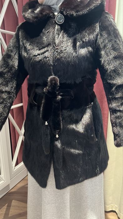 Норковая шуба, размер 44, длина шубы 75 см