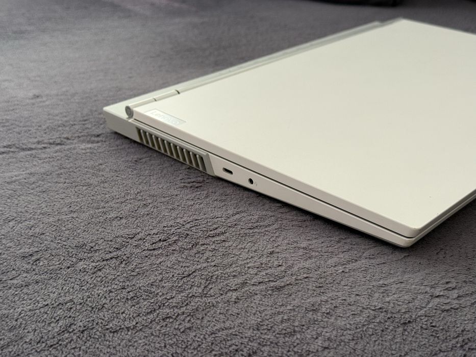15.6’FHD IPS 120Hz/Ryzen 5-5600H/RTX 3050 4GB/Lenovo Legion 5 /16GB DDR4/512GB SSD