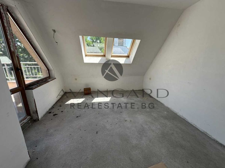 Продава се Тристаен апартамент в Пловдив, Център - 130 кв.м за 1847 €/кв.м - Снимка #5