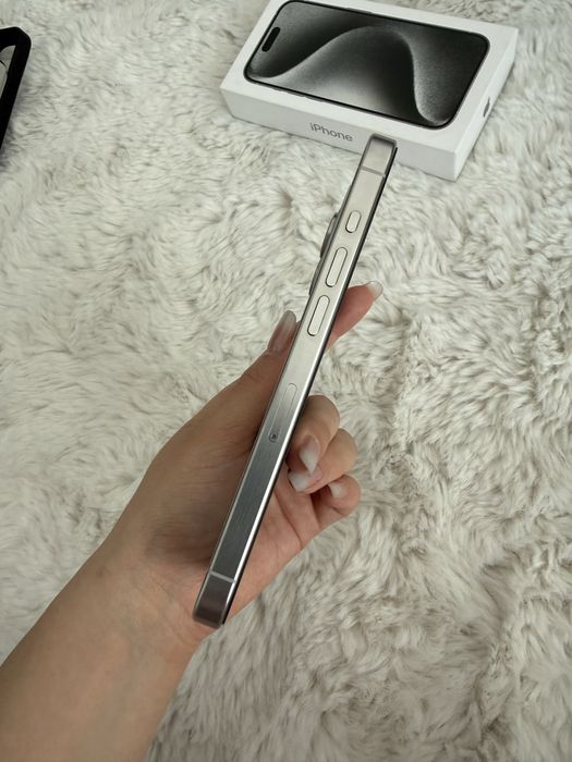 iPhone 15 Pro – 128 GB – Silver – Stare impecabilă