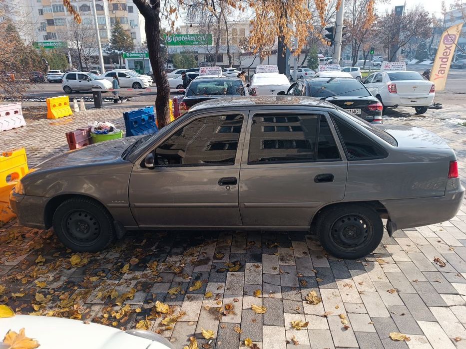 Срочно!!! продаю Нексия 2 2015 года