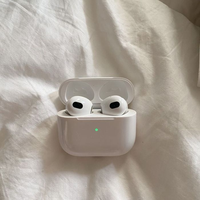 AirPods 3 новые, запечатанные