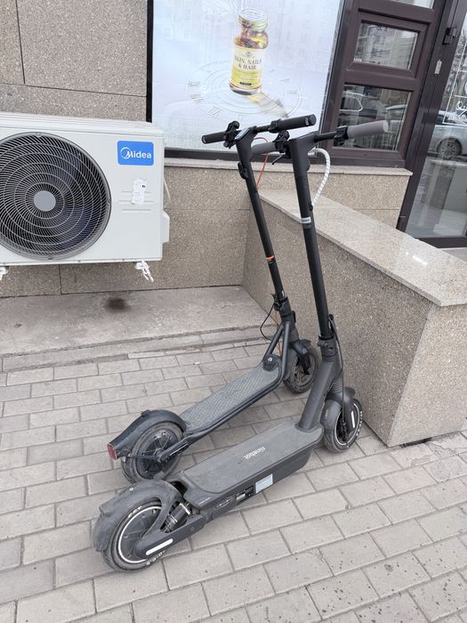 Ninebot f2 pro.