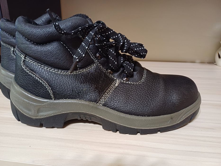 Работни обувки Астра