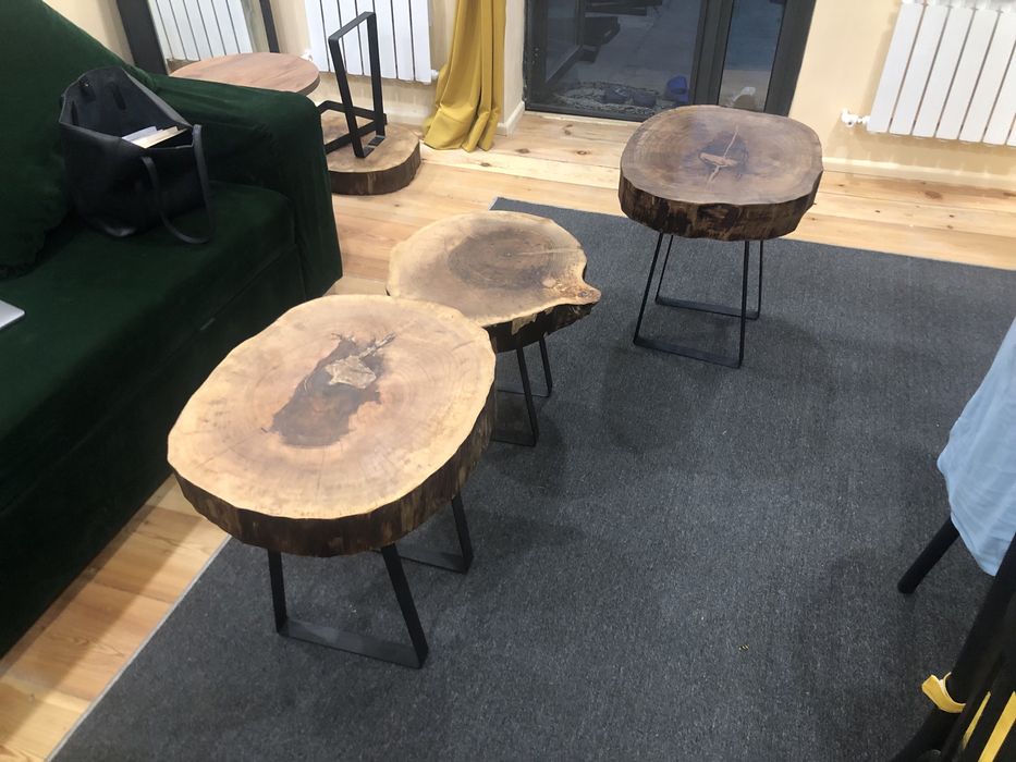 Журнальный столик из Ореха 100%