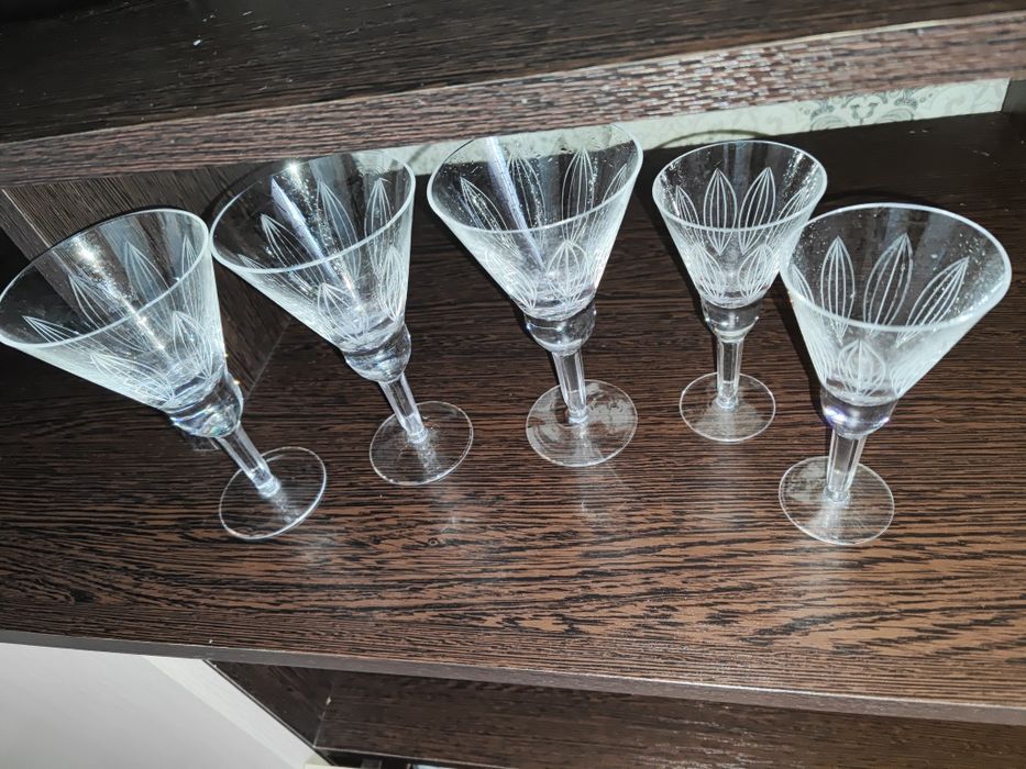 Посуда разная хрусталь стекло