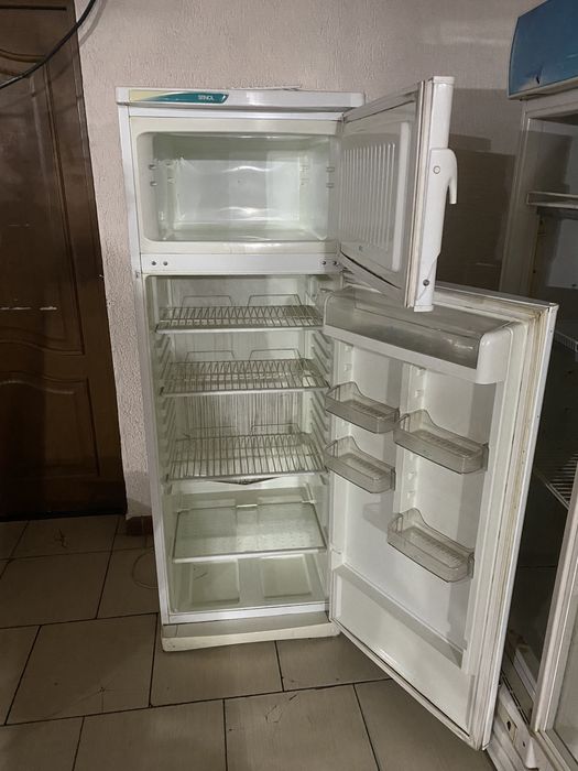 Продам холодильники