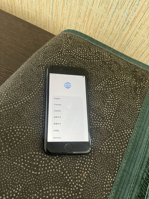 Айфон SE 2020/64