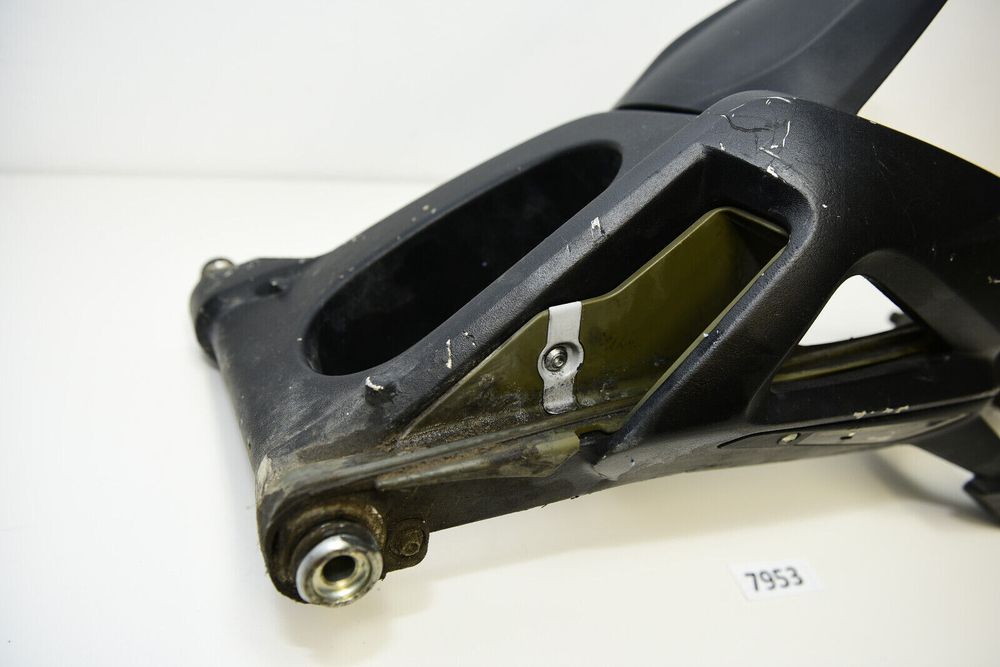 Agusta Brutale 675 800 Bascula