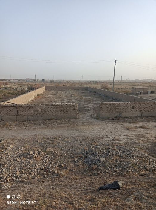 Yer uchastkasi (no turar)