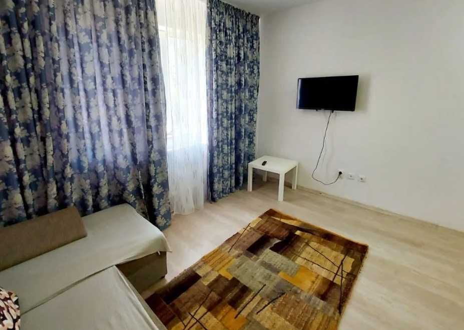 Дава се под наем Едностаен апартамент в Пловдив, Южен - 30 кв.м за 204 € - Снимка #2