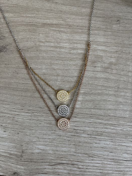 Колие с камъчета от циркон