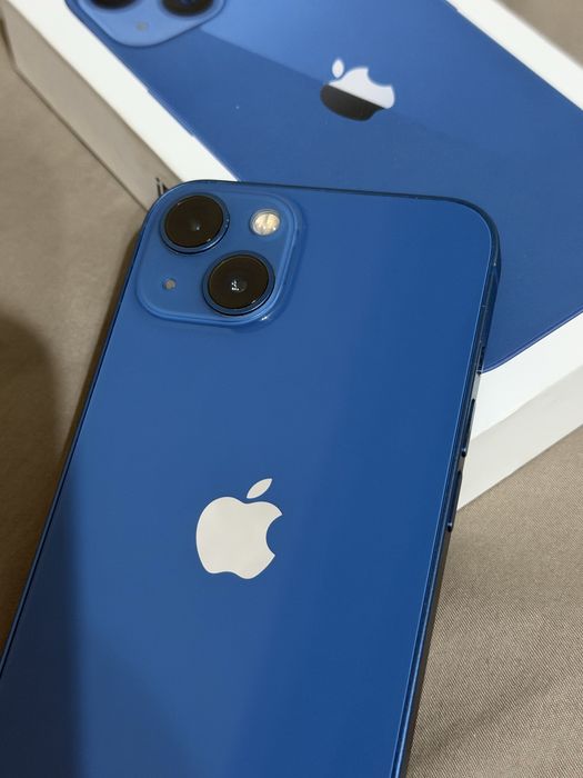 продам iphone 13 256gb (синий)
