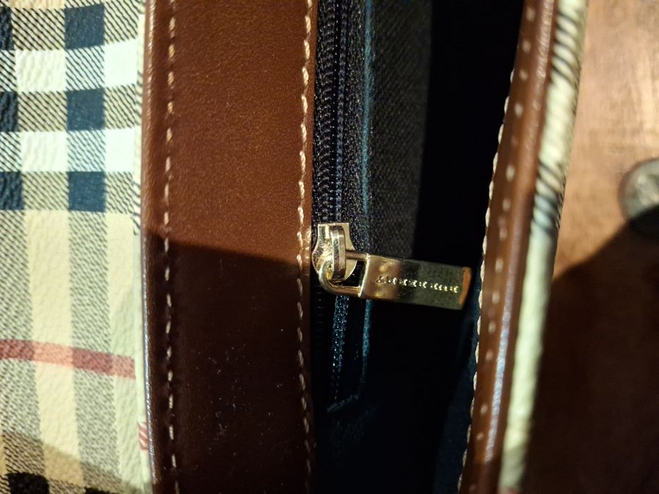 Geanta Burberry vintage