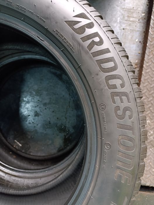 Anvelope de iarnă 255 50 19 Bridgestone dot 2024