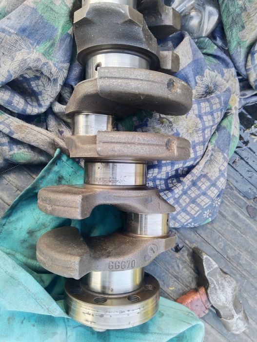 коленвал БМВ 520