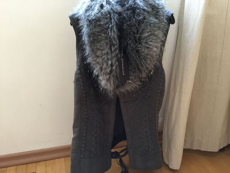 Дамски елек с яка Promod