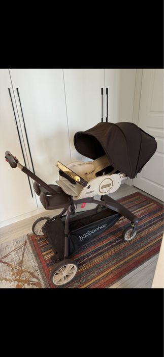 Коляска большая маневренная, подходит до 4 х лет