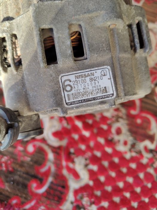 Генератор на Ниссан санни