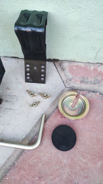 Домкрат, баллоник,подкат БМВ е34