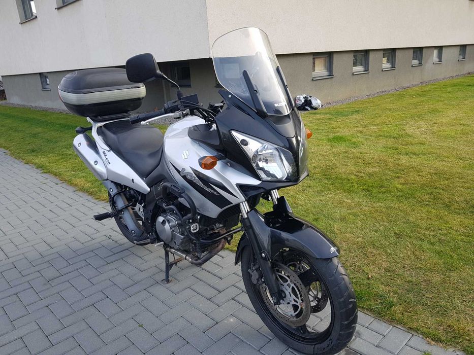 Suzuki V-Strom DL 650 an 2005