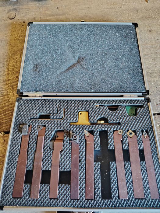 cuțite pentru strung