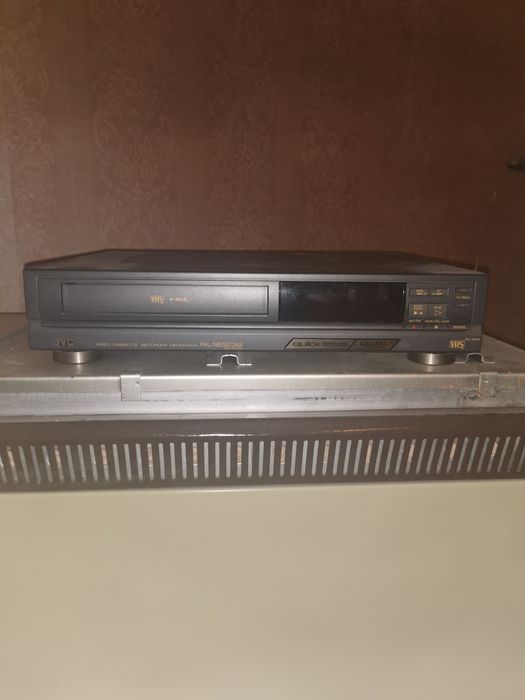 Стари видия работещ много запазени  за повече информация на посочения