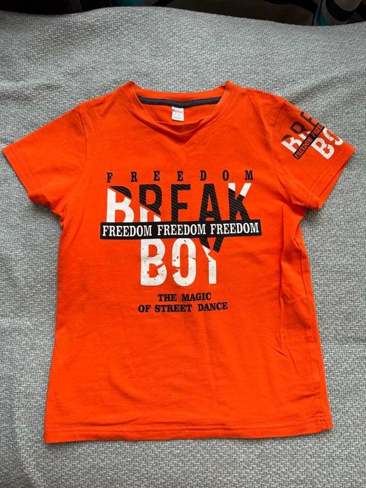 Футболка на 7-9 лет