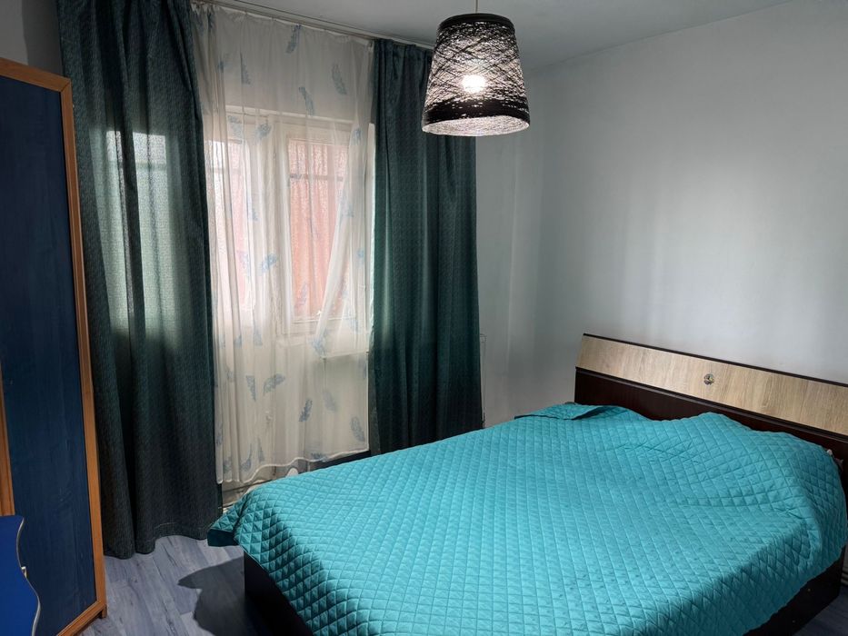 Inchiriez apartament Targu Jiu