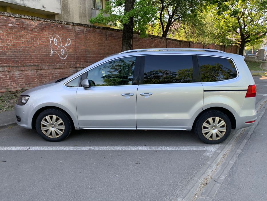 Sharan 7 locuri Highline DSG 170 cp